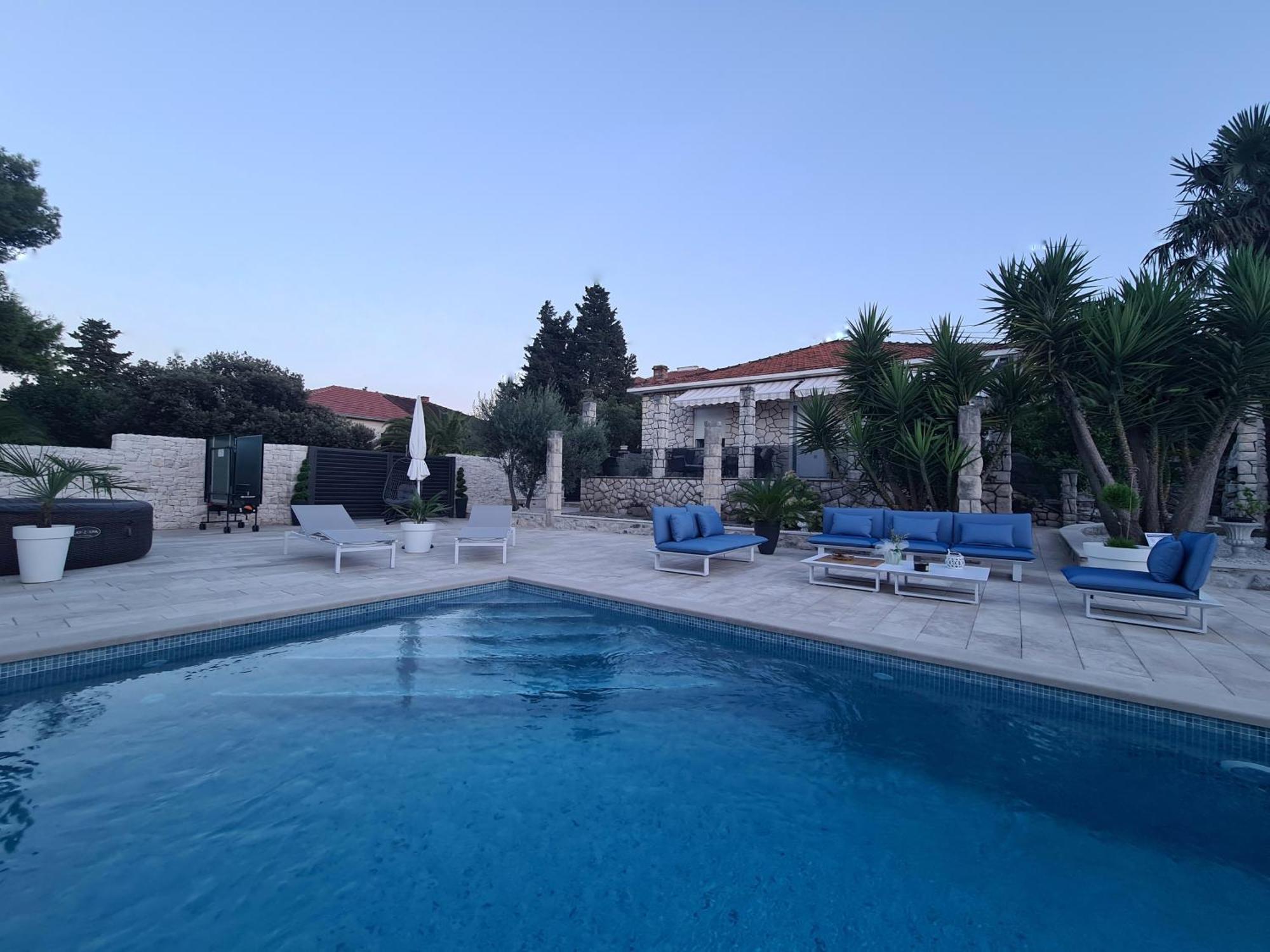 Villa Sarah Супетар Екстериор снимка