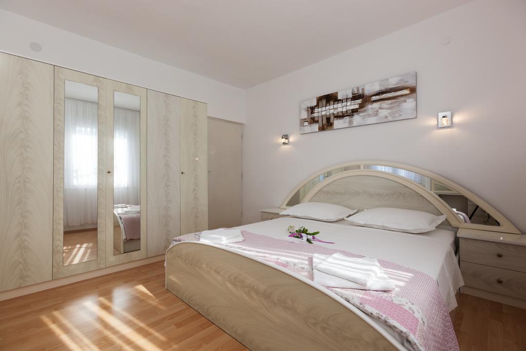 Villa Sarah Супетар Екстериор снимка