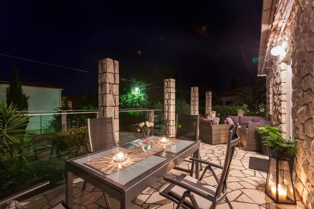 Villa Sarah Супетар Екстериор снимка